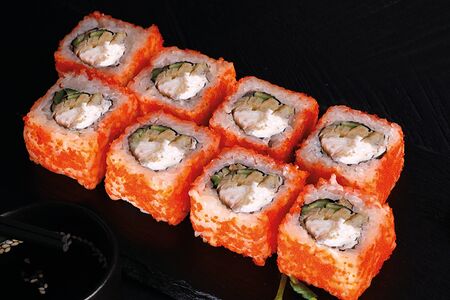 Ролл Тамаго-краб