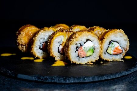 Темпурный с лососем