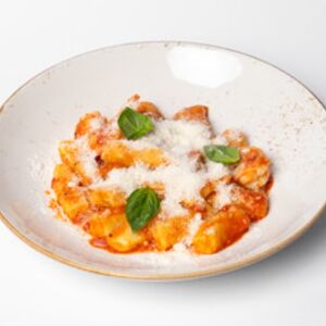 Ньокки с креветками в соусе розе