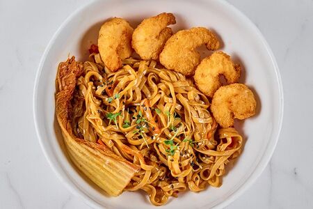 Удон с креветками в соусе терияки 