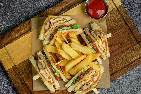 Клаб-сэндвич с курицей