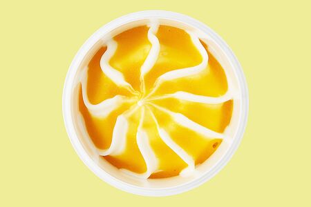 Мороженое Манго-маракуйя йогуртовое