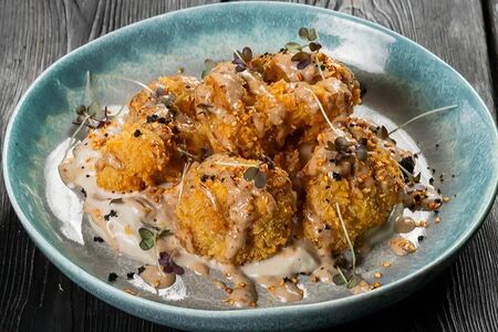 Цветная капуста фри с трюфельным соусом