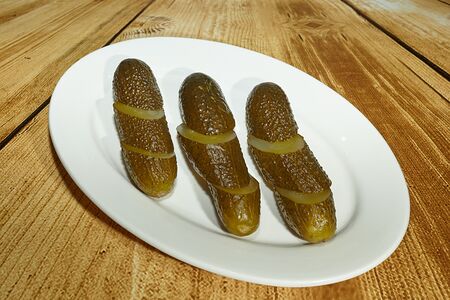 Огурцы малосольные