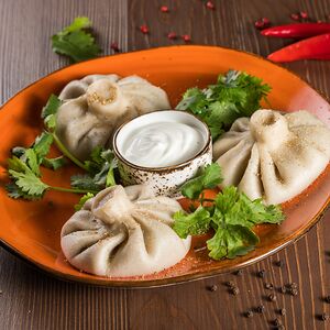 Хинкали с курицей и грибами