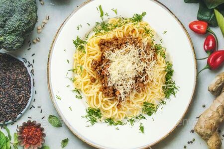 Спагетти болоньезе