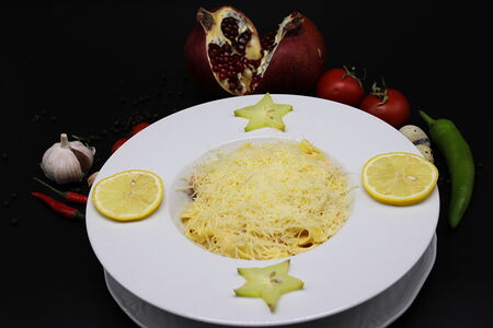 Паста фетучини с курицей и грибами