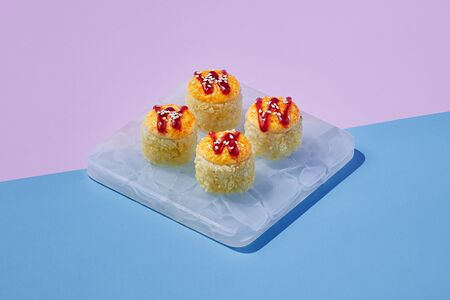 Запеченный ролл Сырный цыпленок 1/2