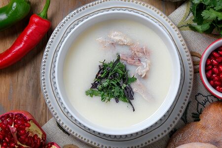 Куриный суп Чихиртма