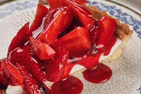 Домашний тарт с сезонными ягодами