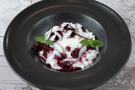 Толстая Моника