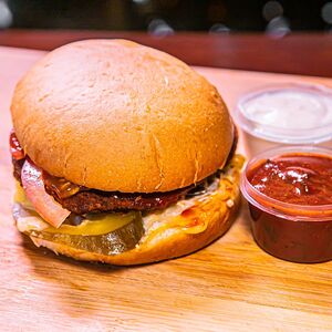 Бургер Острый