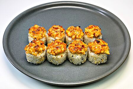 Запеченный ролл с лососем