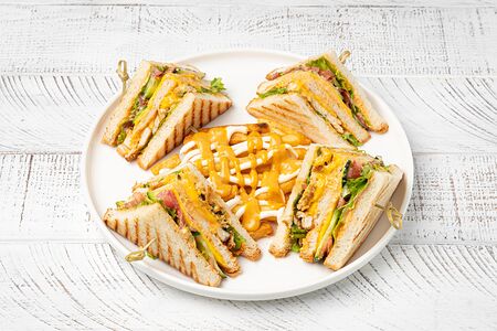 Клаб-сэндвич с курицей