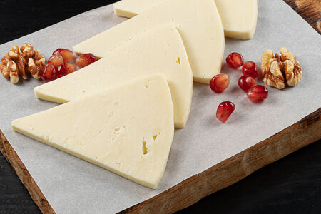 Сыр Сулугуни