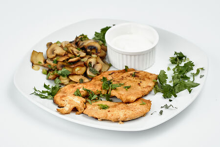 Куриная отбивная с грибами