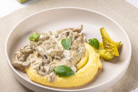 Бефстроганов из куриной печени