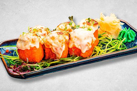 Ролл запеченный Краб с моцареллой и омлетом тамаго