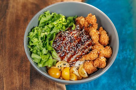 Боул с цыпленком в имбирном соусе