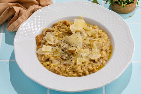 Ризотто с белыми грибами