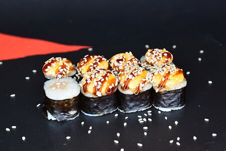 Маки Тунец запеченный