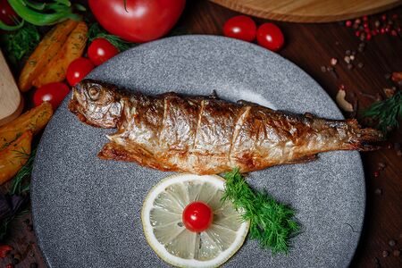Форель на мангале