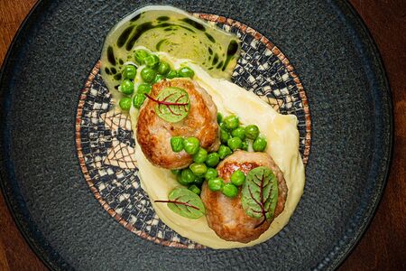 Домашние котлеты из телятины