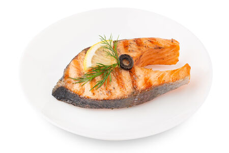 Стейк из форели на гриле