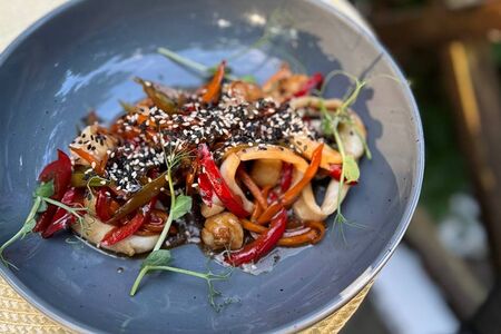 Морепродукты в азиатском стиле