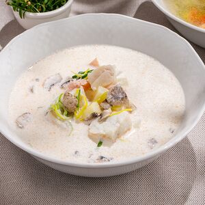 Уха по-фински с шампиньонами