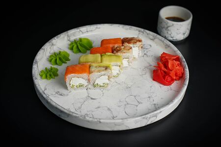 Ролл Три самурая