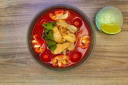 Том ям с курицей