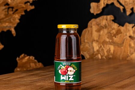 Сок яблочный Wiz