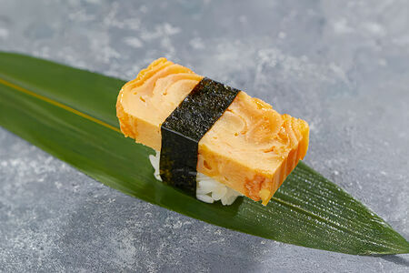 Тамаго нигири