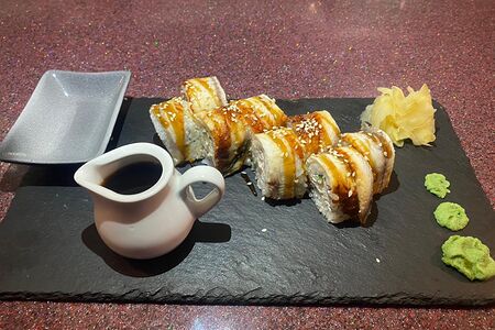 Филадельфия ролл с угрем