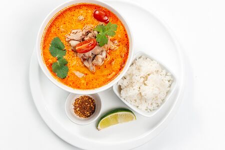 Суп Том ям с курицей