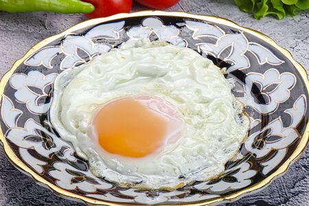 Яичница глазунья