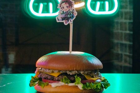 Танджиро-бургер