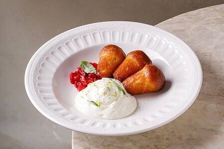 Ром-баба с лимончелло и сливочным муссом