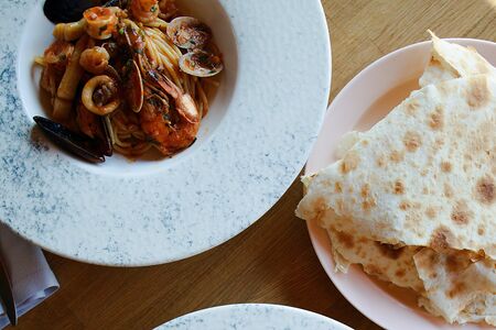 Спагетти с морепродуктами 