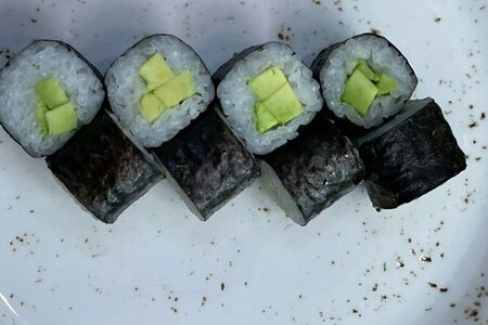 Маки Авокадо