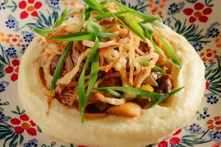 Бефстроганов с картофельным пюре