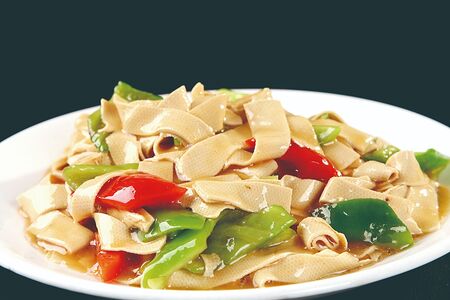 1055. Сухой тофу, жаренный с мясом