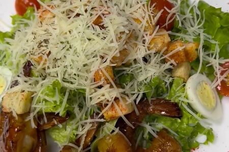 Салат Цезарь с семгой