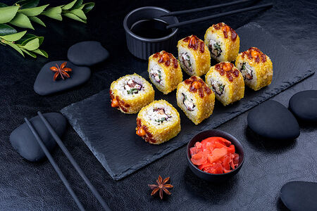 Жареный ролл Чикен икура