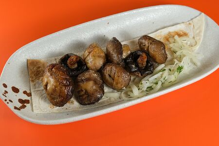 Шампиньоны на углях