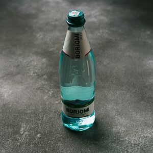 Вода Borjomi 