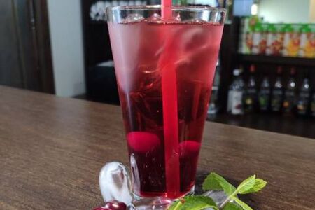 Ледяной лимонад Черри