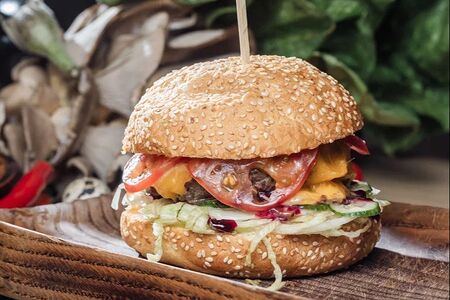 Шеф-бургер из мраморной говядины