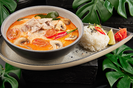 Том ям с курицей